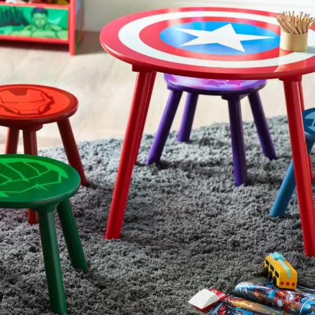 Avengers bord og stole