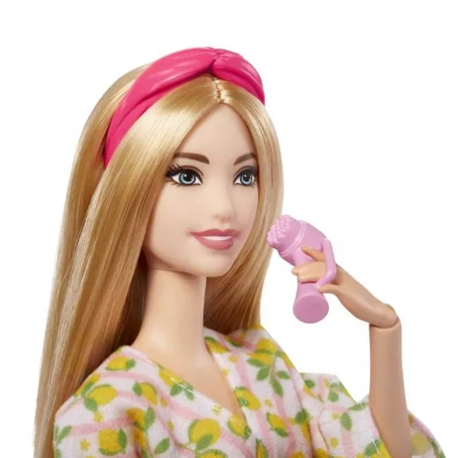 Barbie Self-Care Spa Day Dukke