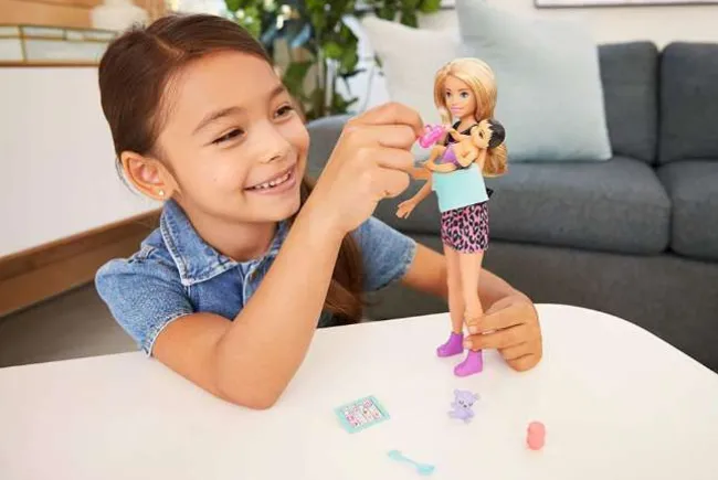 Barbie Skipper Babysitter m. tilbehør
