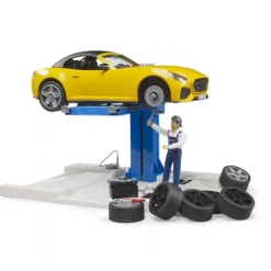 Bworld Servicecenter med Roadster