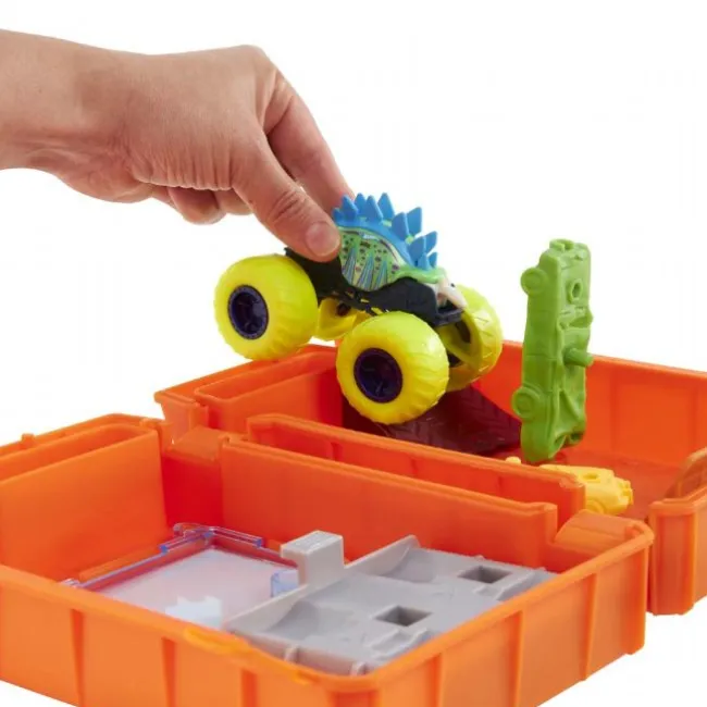 Hot Wheels Fuel N Go Playset Monster Tru