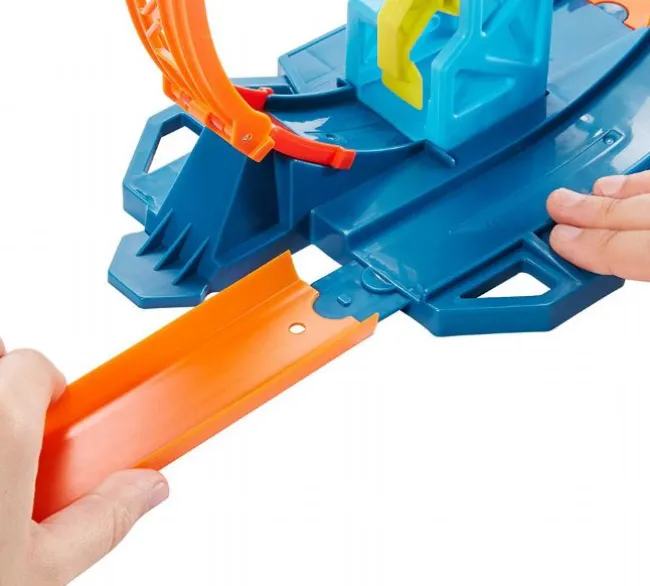 Hot Wheels Loop Kicker Pack