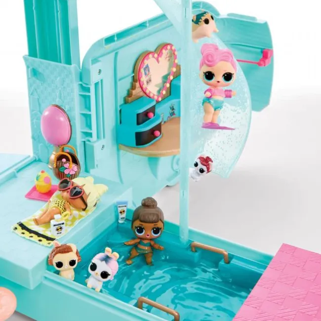 LOL Glam N Go Camper