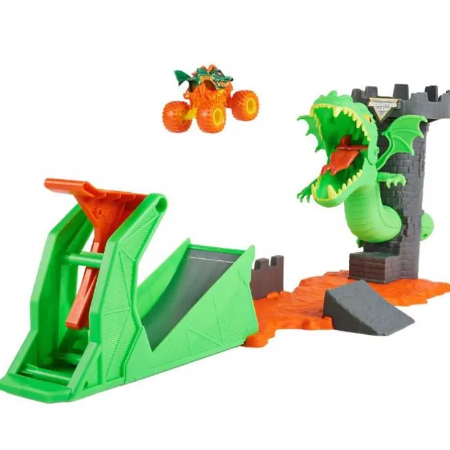 Monster Jam Dueling Dragon Stunt