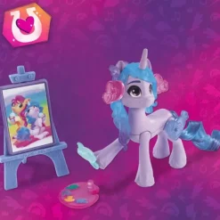 My Little Pony Cutie Mark Izzy Moonbow