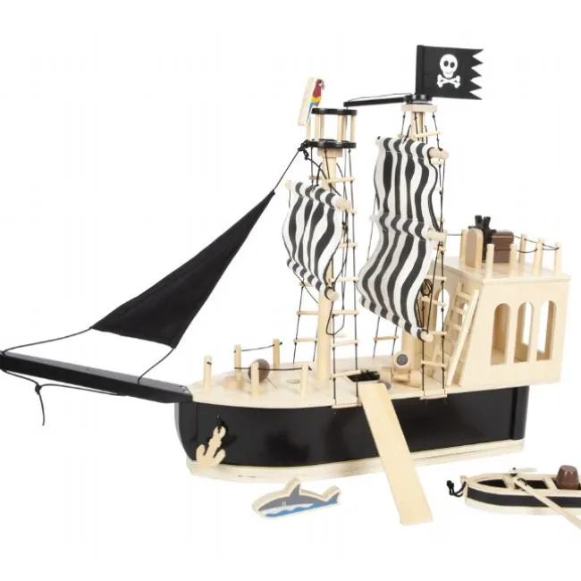 Piratskib i træ
