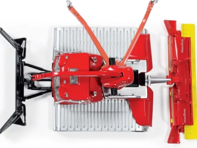 Pistenbully 600 1:50