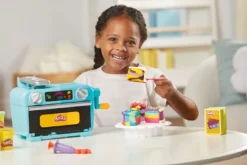 Play-Doh Super Slice Cake Playset