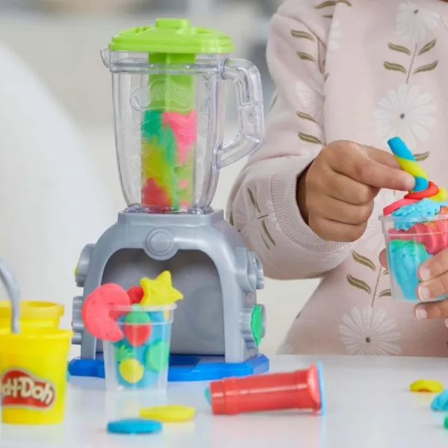 Play Doh Swirlin Smoothies Blender