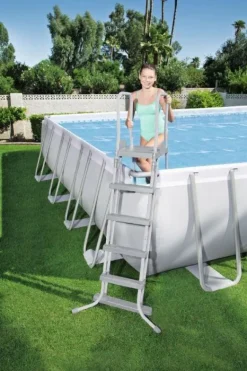 Pool stige 132 cm