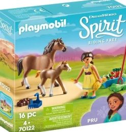 Pru med hest og føl