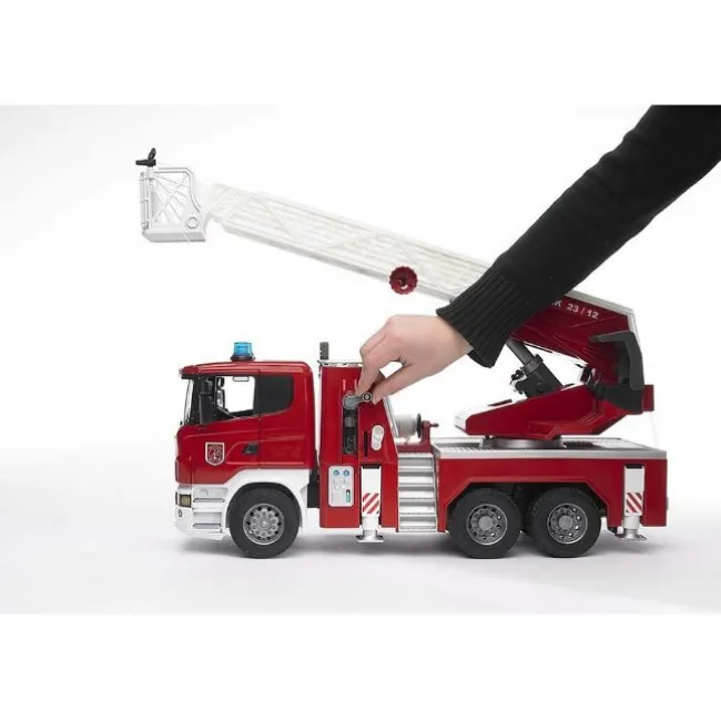 Scania R-Serie Brandbil med vandpumpe