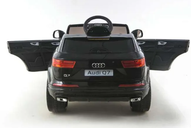 Sort Audi Q7, 12V