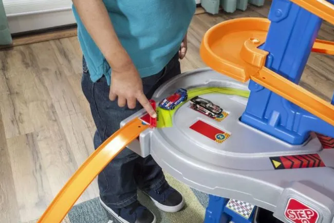 Step2 Hot Wheels Road Rally Racerbane
