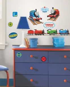 Thomas Tog Wallstickers