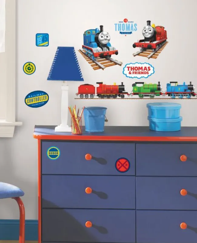 Thomas Tog Wallstickers