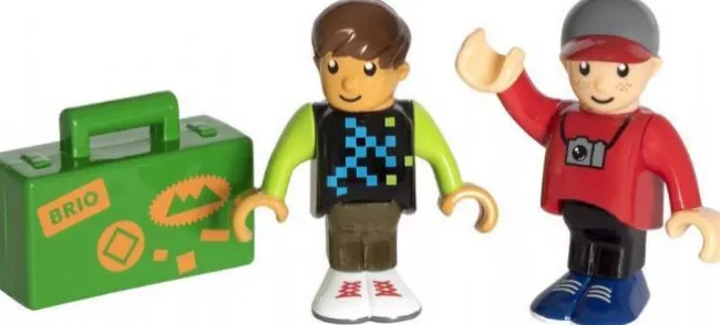 Togpassagerer, 2 figurer, 1 kuffert