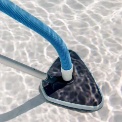 Triangular Vacuum Head