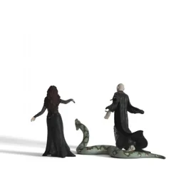 Voldemort,Nagini og Bellatrix Lestrange