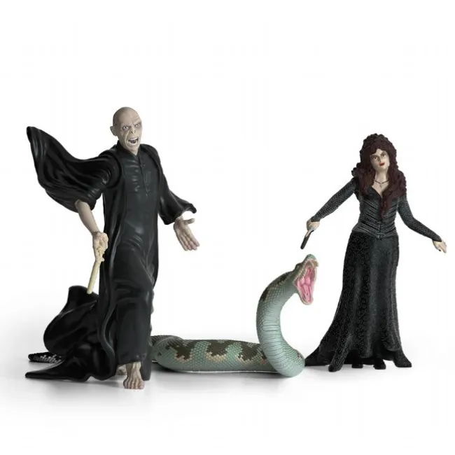 Voldemort,Nagini og Bellatrix Lestrange